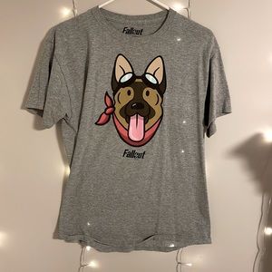 Fallout t-shirt size medium. Soft cotton shirt from Gamestop.